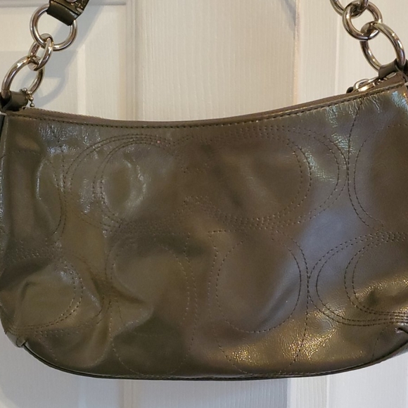 Coach Gray Shoulder Purse 👜👜 - Picture 4 of 11